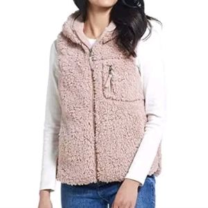 NWT ☆ Weatherproof Vintage Pink Sherpa Vest